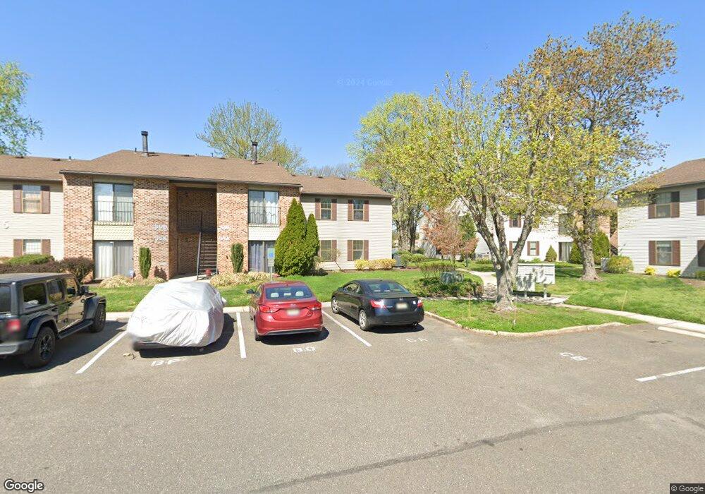 33 Sumac Ct, Mount Laurel, NJ 08054 - photo 1