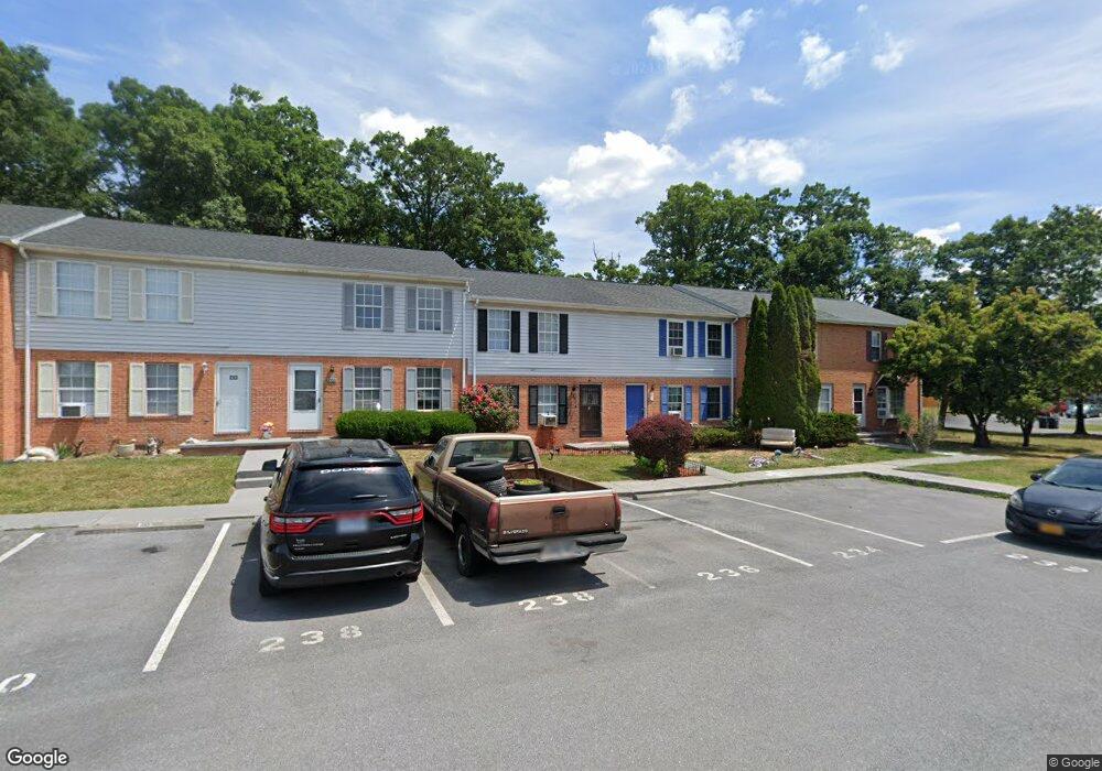 238 Nottoway Dr, Stephens City, VA 22655 - photo 1