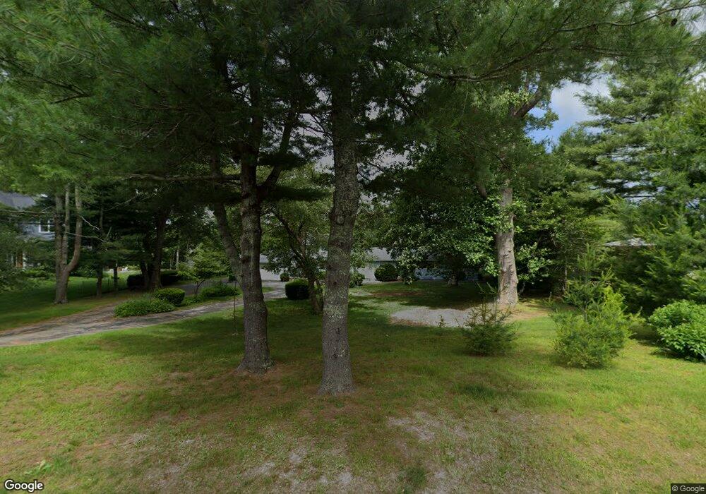 146 Oakwoods Dr, Wakefield, RI 02879 - photo 1