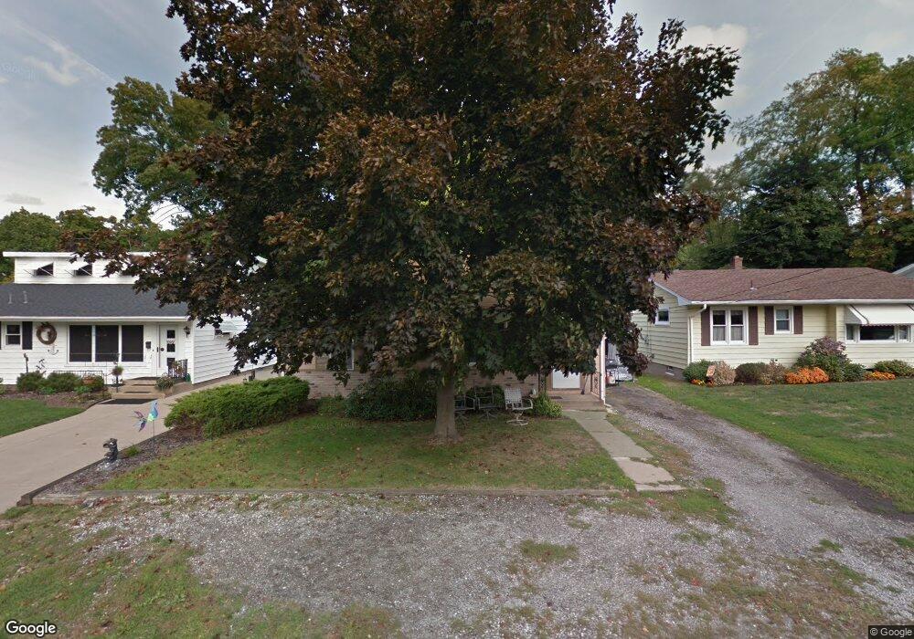 417 Zephyr Ave, Erie, PA 16505 - photo 1