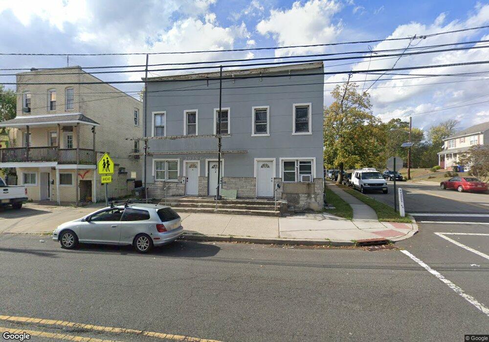 21 E Tappen St, Port Reading, NJ 07064 - photo 1