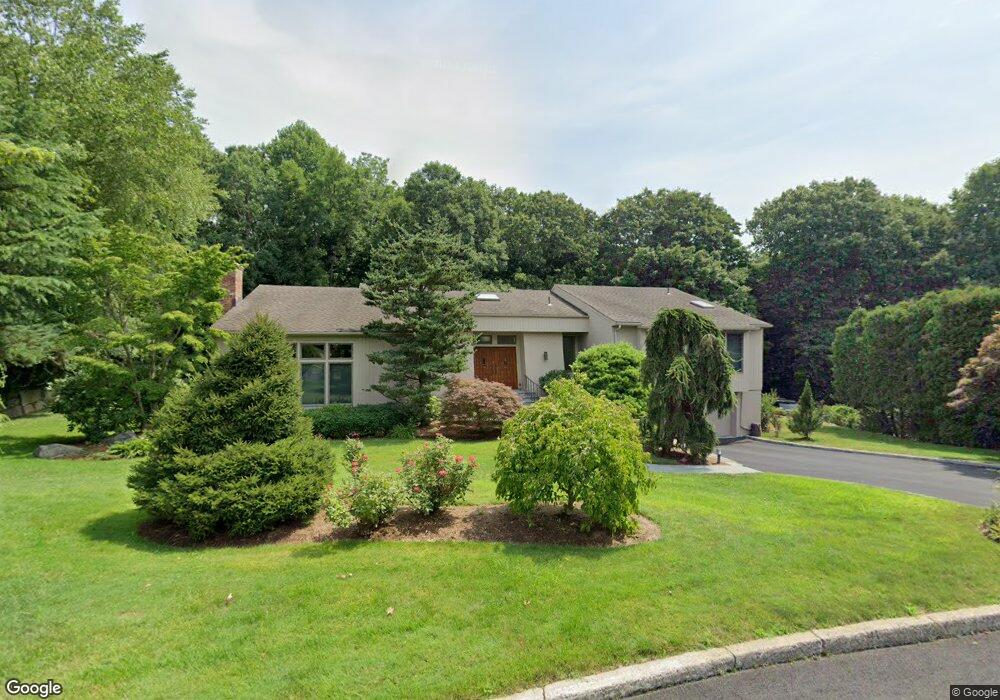 9 Marbourne Dr, Mamaroneck, NY 10543 - photo 1