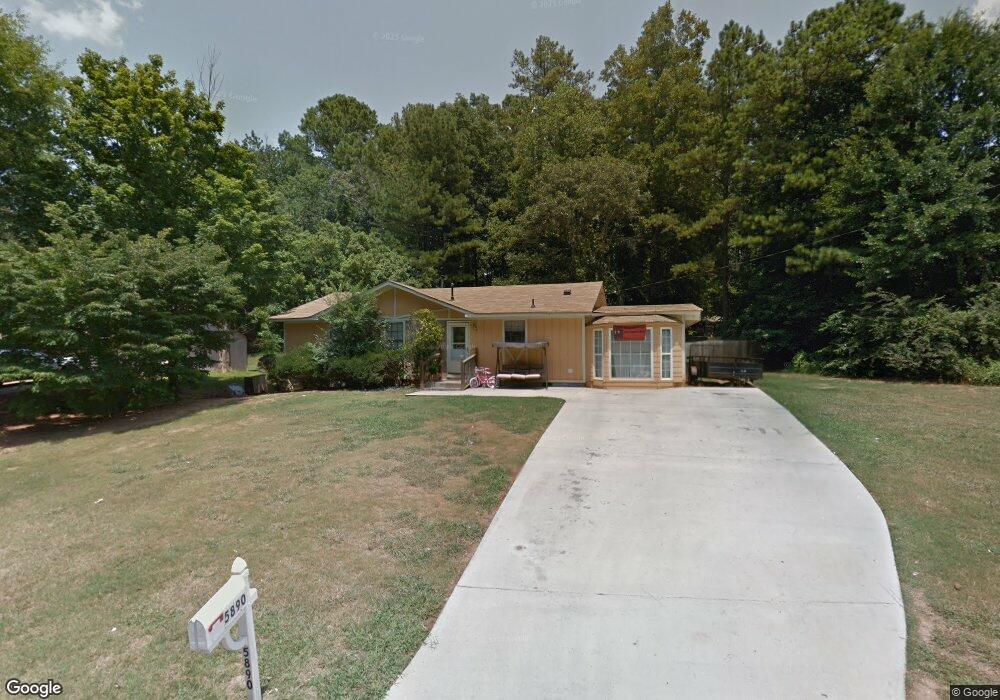 5890 Bobbin Ln, Lithonia, GA 30058 - photo 1