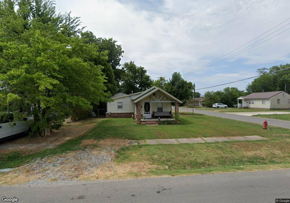 200 E Pine St, Skiatook, OK 74070 - photo 1