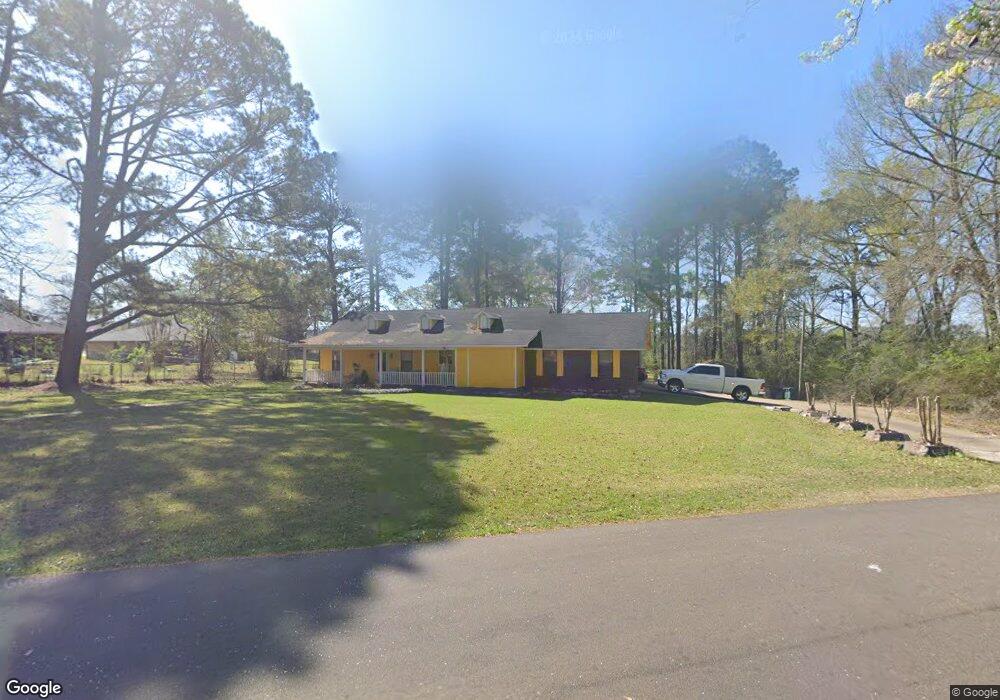 1801 Pope Cir, McComb, MS 39648 - photo 1