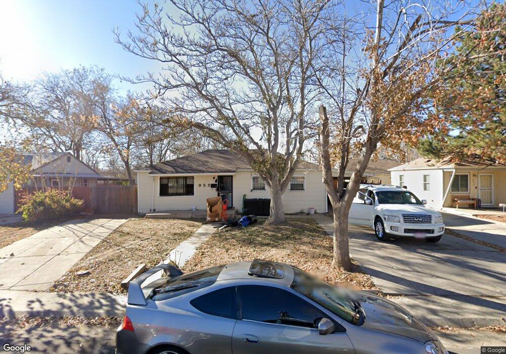 955 Newark St, Aurora, CO 80010 - photo 1