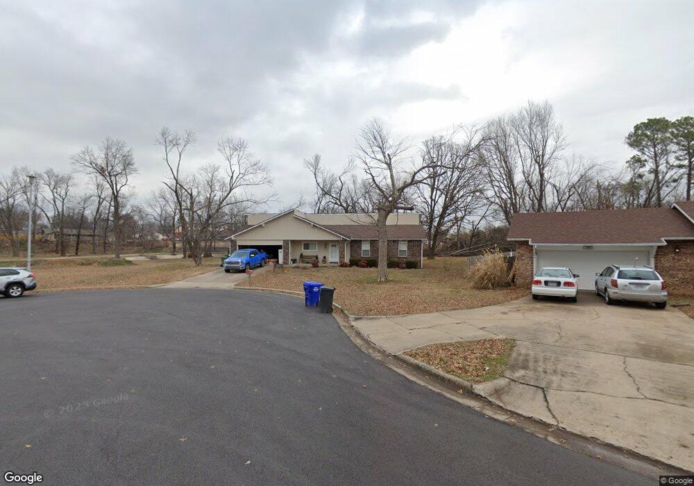 2717 Highland Dr, Rogers, AR 72756 - photo 1