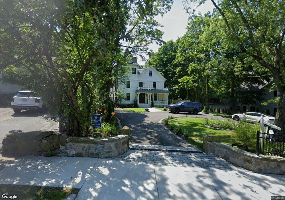 300 Elliot St unit 1, Newton Upper Falls, MA 02464 - photo 1