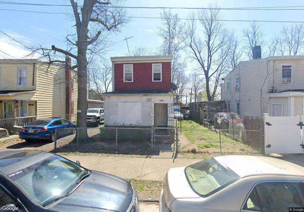 2730 Pleasant St, Camden, NJ 08105 - photo 1