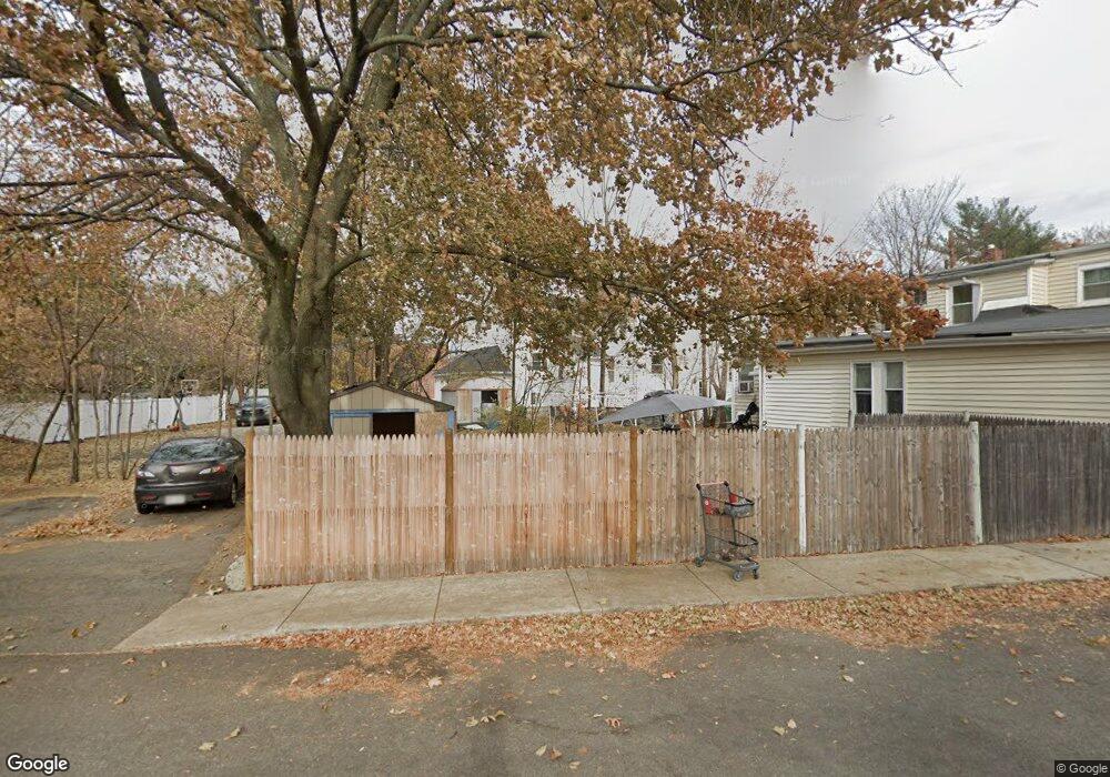 3 George St unit 2Br, Stoneham, MA 02180 - photo 1