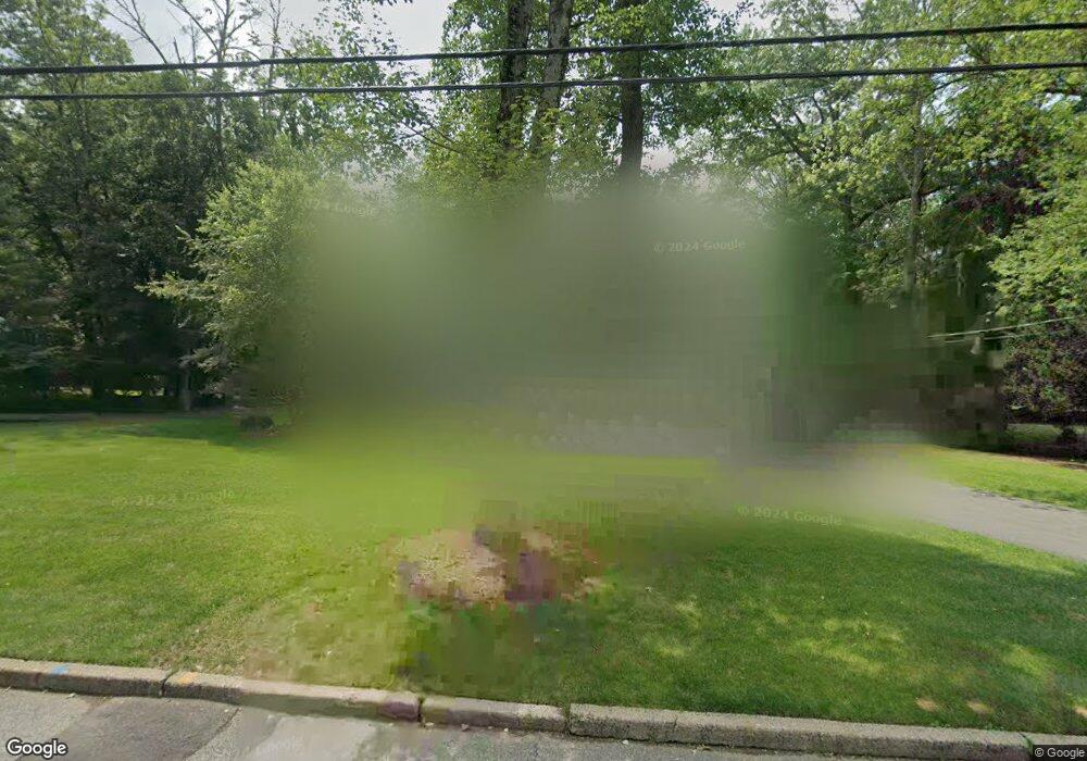 24 Edgewood Rd, Allendale, NJ 07401 - photo 1