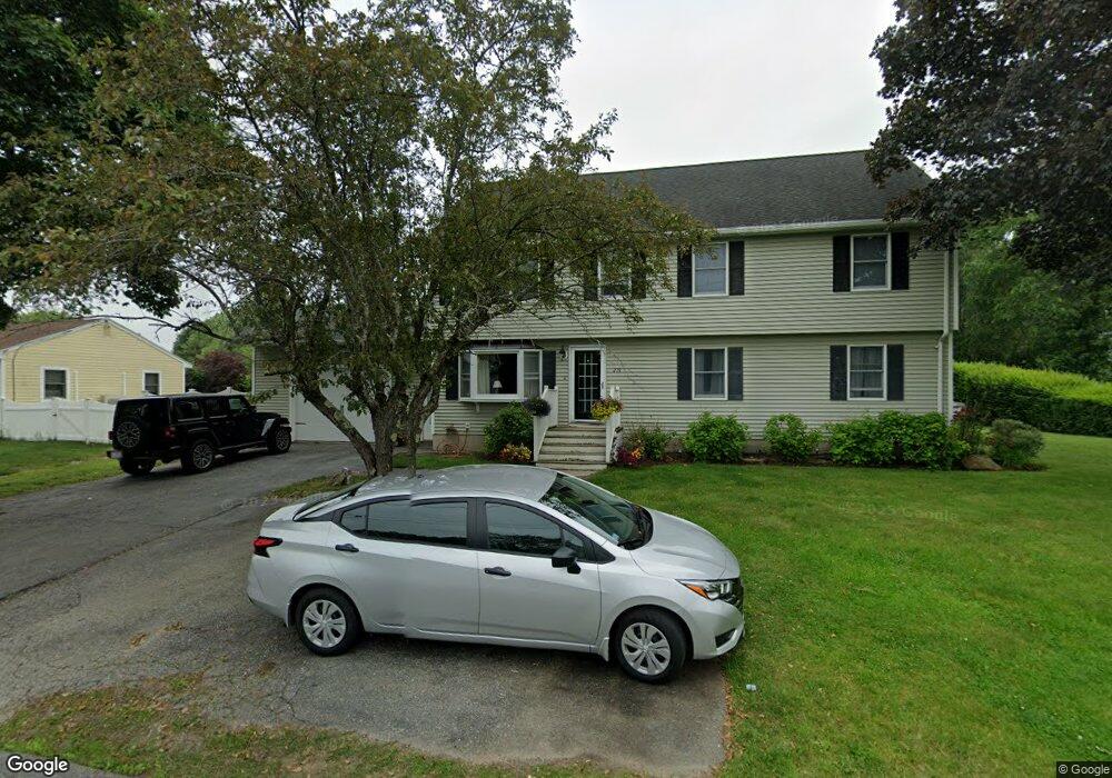 219 Crosby Rd, Dracut, MA 01826 - photo 1