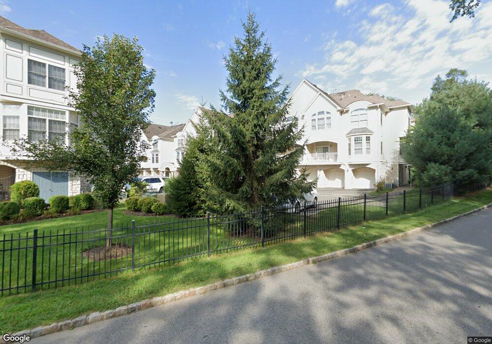 315 Edmonton Ct unit 6315, Livingston, NJ 07039 - photo 1