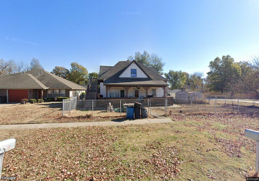 125 S Vann St, Pryor, OK 74361 - photo 1