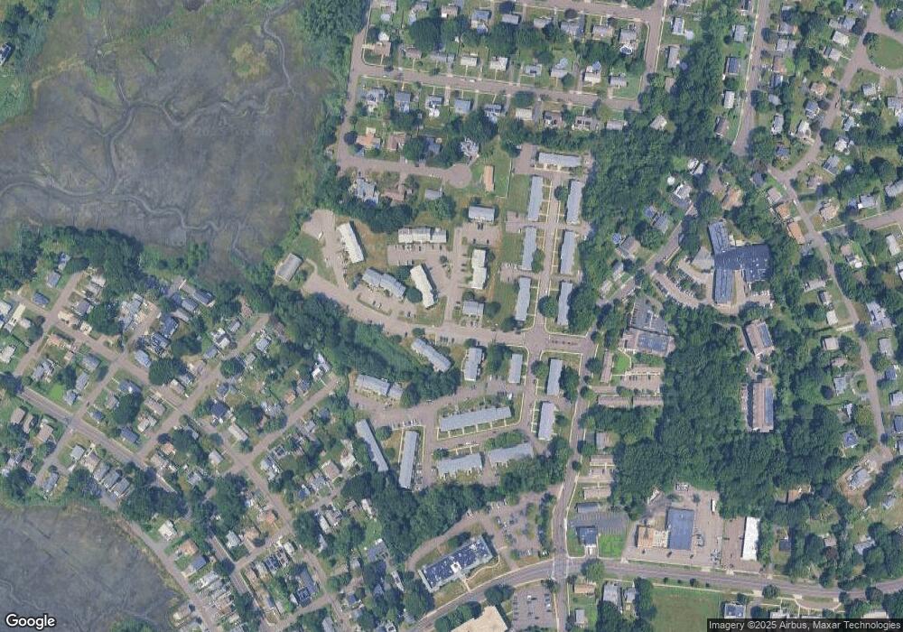 55 Carriage Dr, Milford, CT 06460 - photo 1