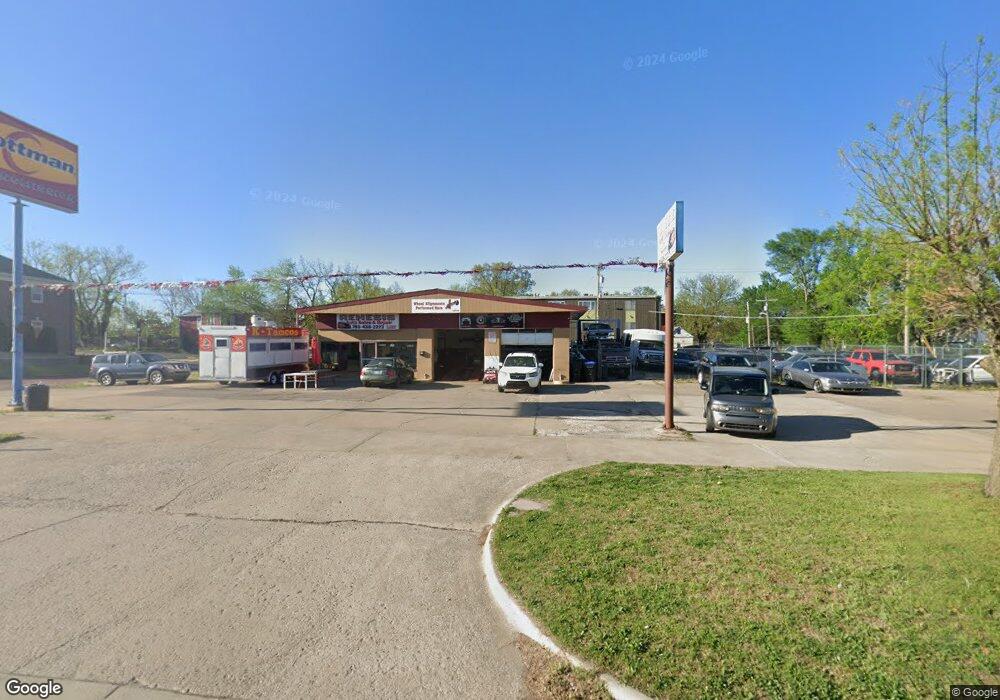 801 SW 6th Ave, Topeka, KS 66603 - photo 1