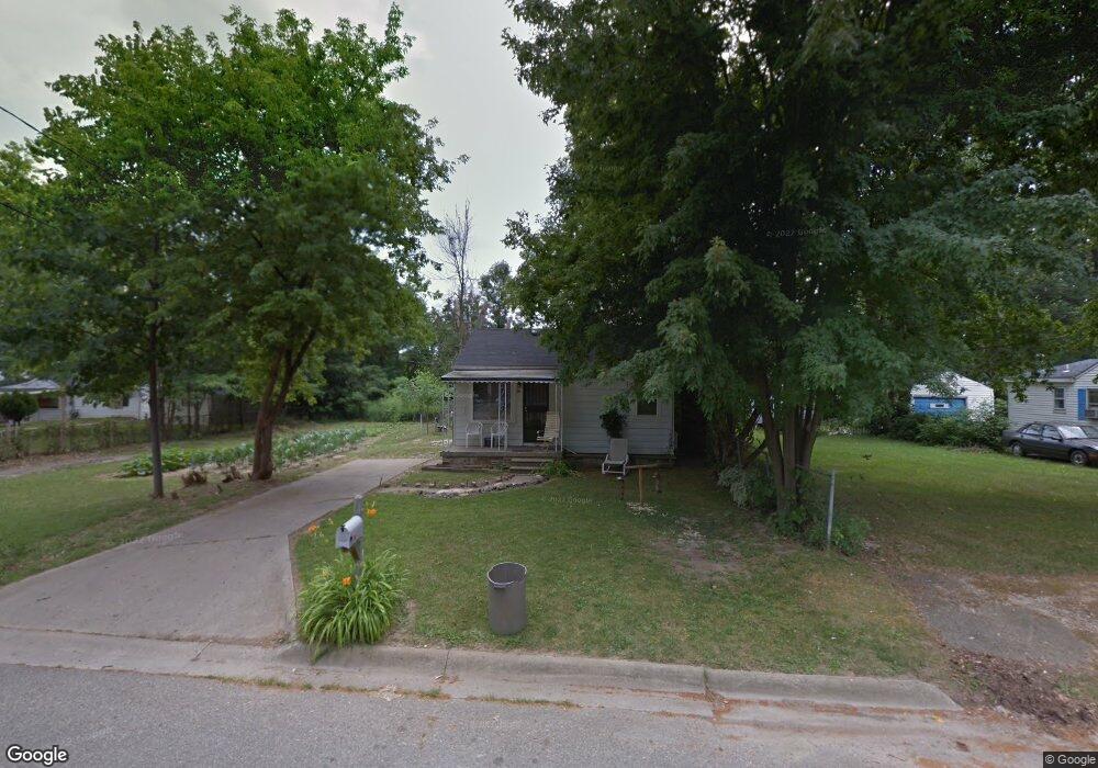 1431 W Downey Ave, Flint, MI 48505 - photo 1