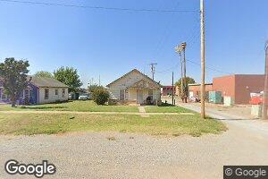 112 S 4th St, Sentinel, OK 73664