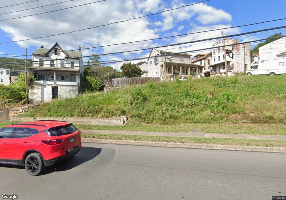 821 E Commerce St unit 823, Shamokin, PA 17872 - photo 1