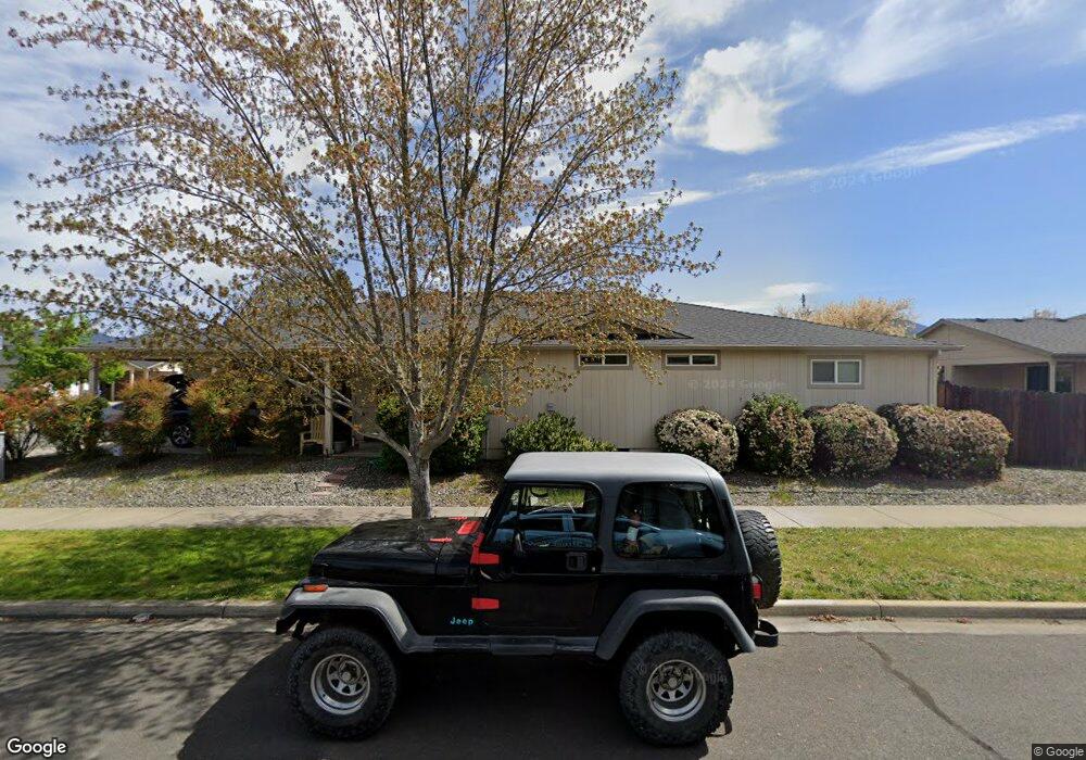 1463 Kellenbeck Ave, Grants Pass, OR 97527 - photo 1