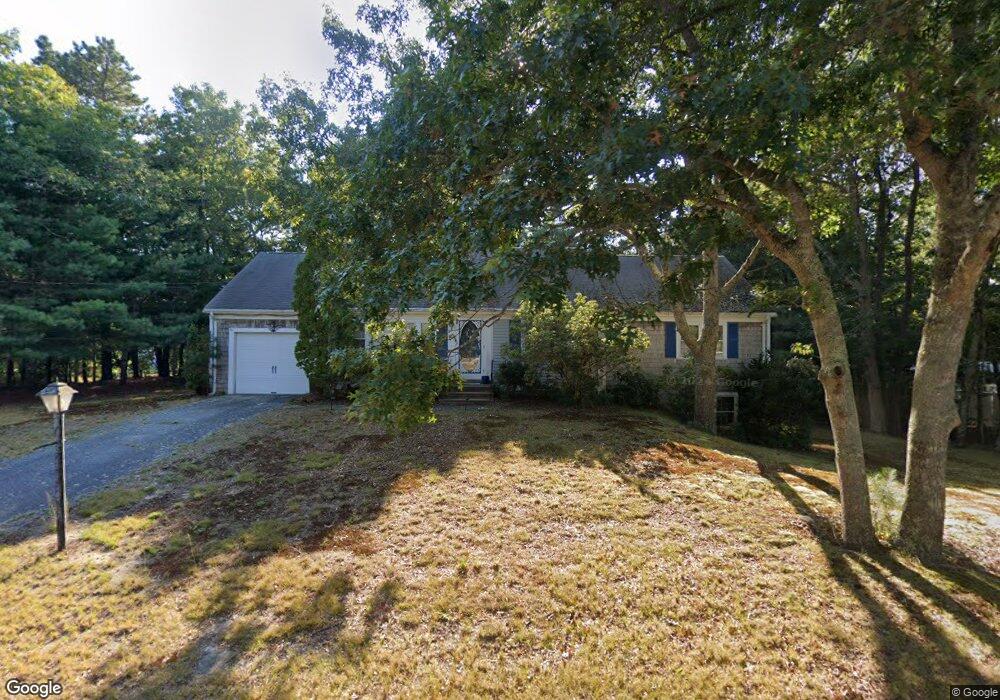 9 Bramblebush Dr, Cotuit, MA 02635 - photo 1