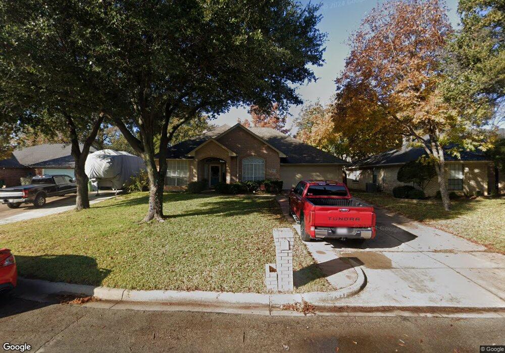 7637 Jill Ct, North Richland Hills, TX 76182 - photo 1