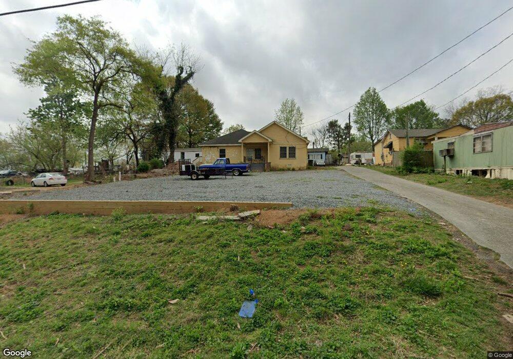 300 Clay Dr SE, Marietta, GA 30060 - photo 1