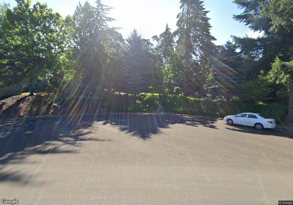 2585 Moon Mountain Dr, Eugene, OR 97403 - photo 1