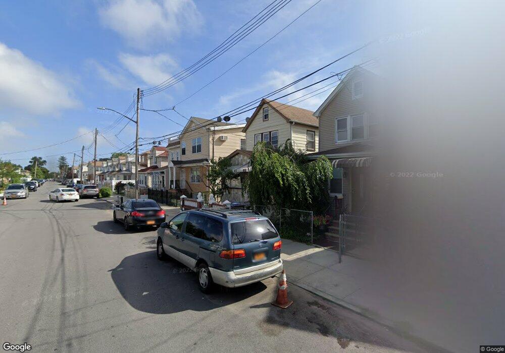 10424 164th Place, Jamaica, NY 11433 - photo 1