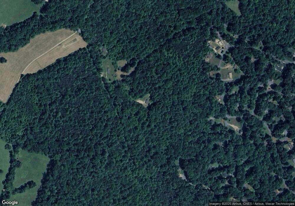 595 Davis Rd, Stanardsville, VA 22973 - photo 1