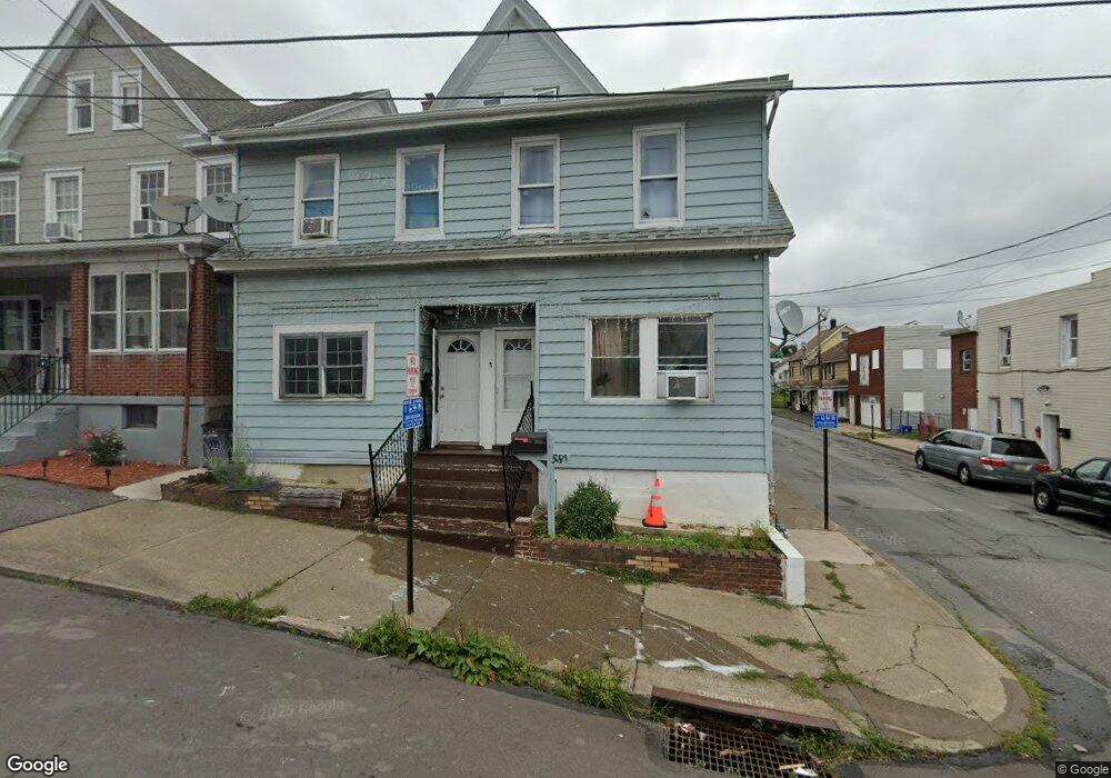 581 Carson St, Hazleton, PA 18201 - photo 1