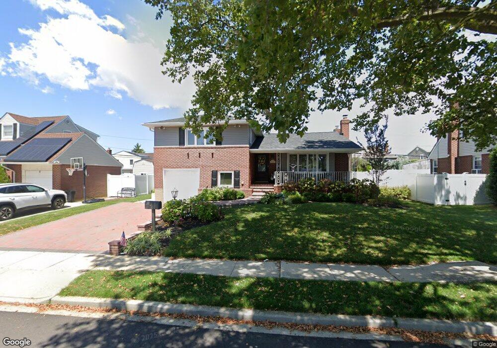 23 Sylvia Rd, Plainview, NY 11803 - photo 1