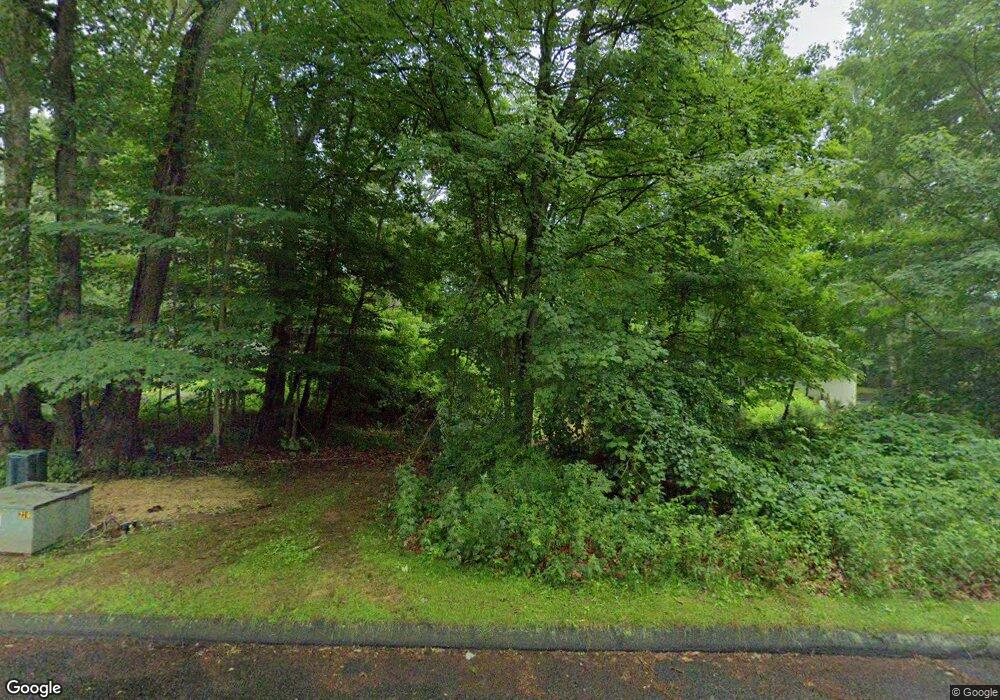 62 Hoadley Creek Cir, Guilford, CT 06437 - photo 1