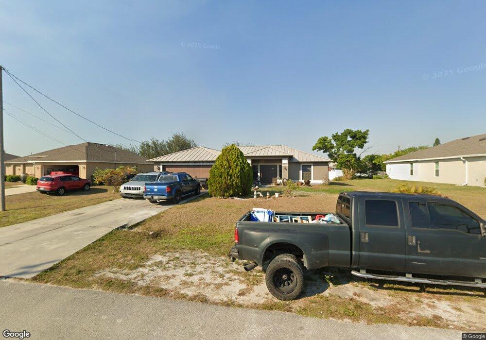 219 20th St Ne St, Cape Coral, FL 33909 - photo 1