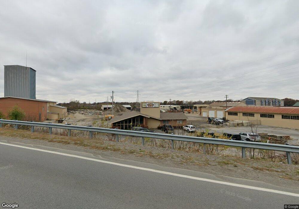 980 Shawnee Rd, Lima, OH 45805 - photo 1