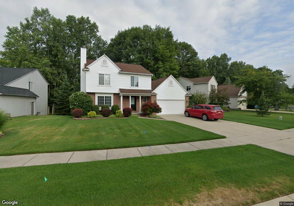 782 Bay Crossing Dr, Waterford, MI 48327 - photo 1