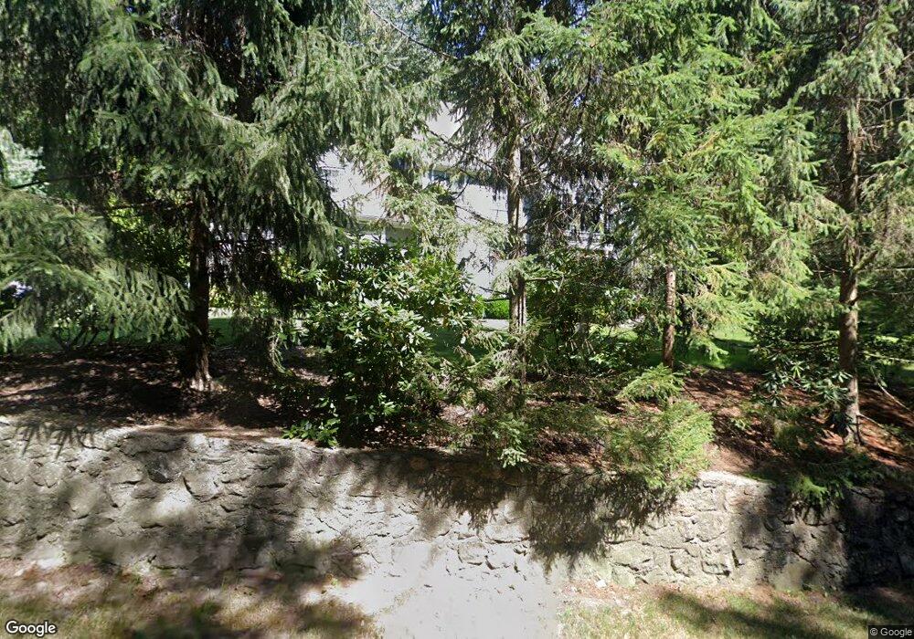 45 Lakeside Dr, Stamford, CT 06903 - photo 1