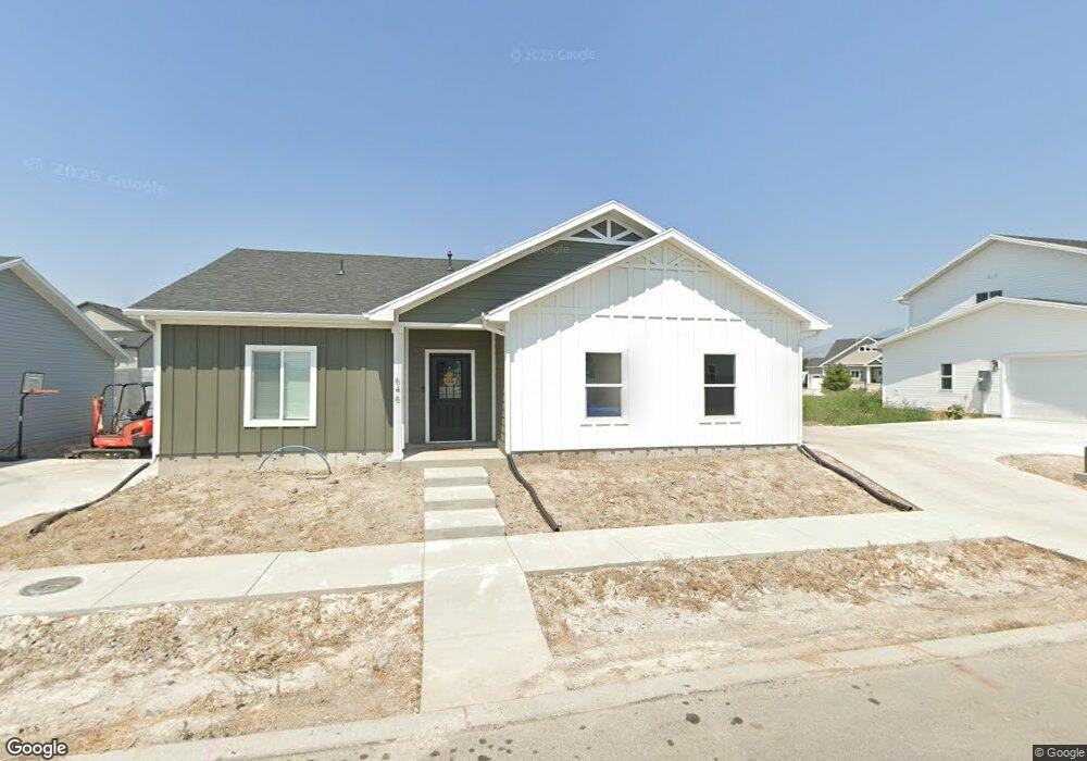 646 W 20 N unit 24, Hyrum, UT 84319 - photo 1
