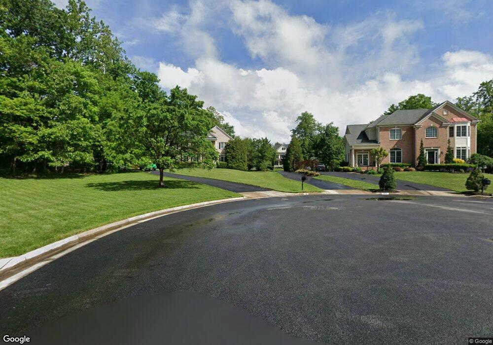 9031 Swans Creek Way, Lorton, VA 22079 - photo 1