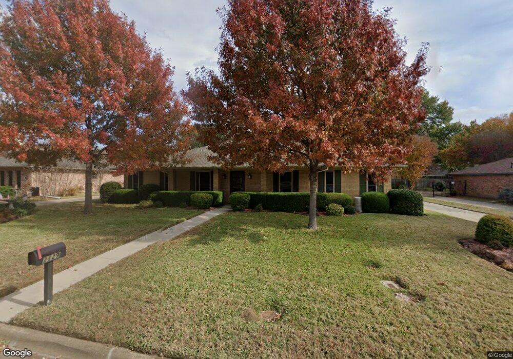 2129 Fairfax Rd, Denton, TX 76205 - photo 1