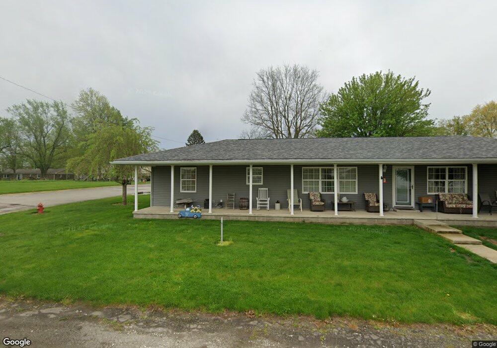 217 E Wall St, Windfall, IN 46076 - photo 1