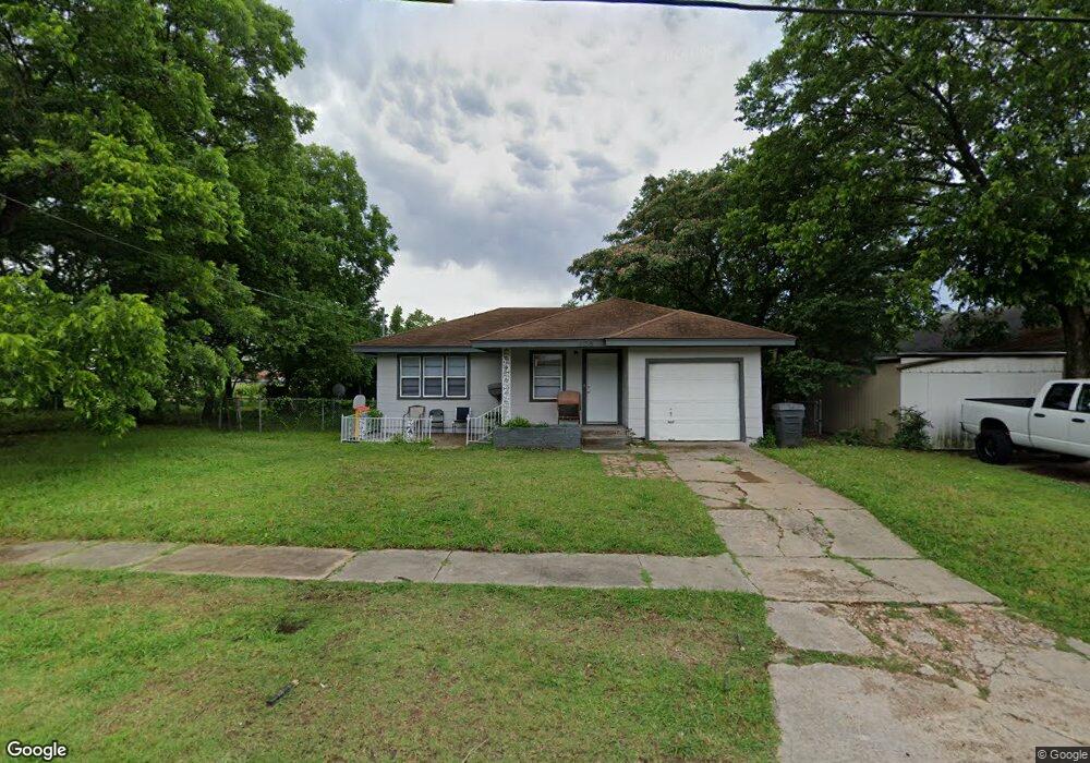 908 2nd Ave NW, Ardmore, OK 73401 - photo 1