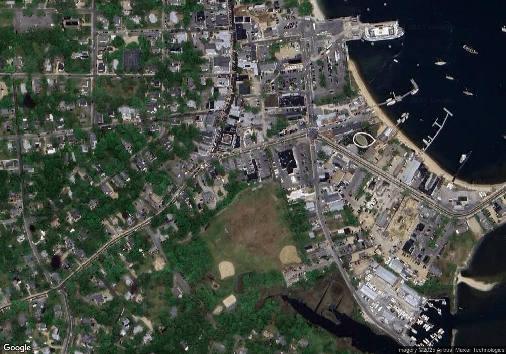 15 Beach St, Tisbury, MA 02568 - photo 1