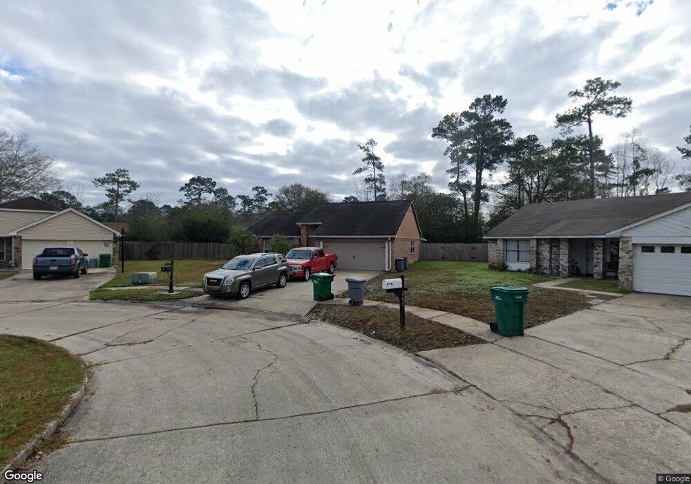 507 E Lake Catahoula Ct, Slidell, LA 70461 - photo 1