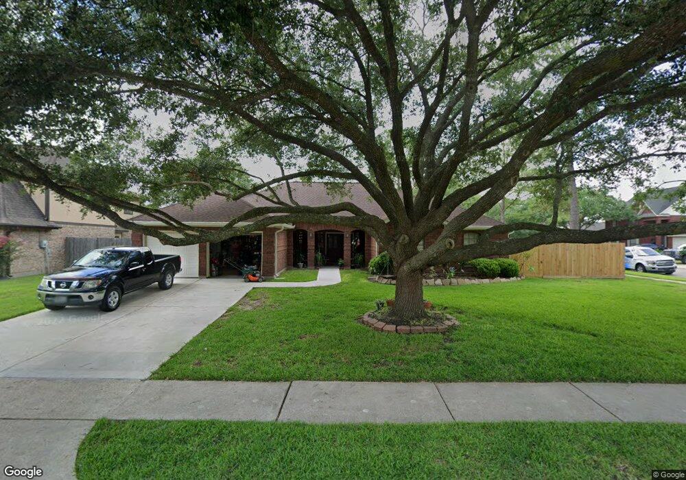 1905 Presidio St, Friendswood, TX 77546 - photo 1