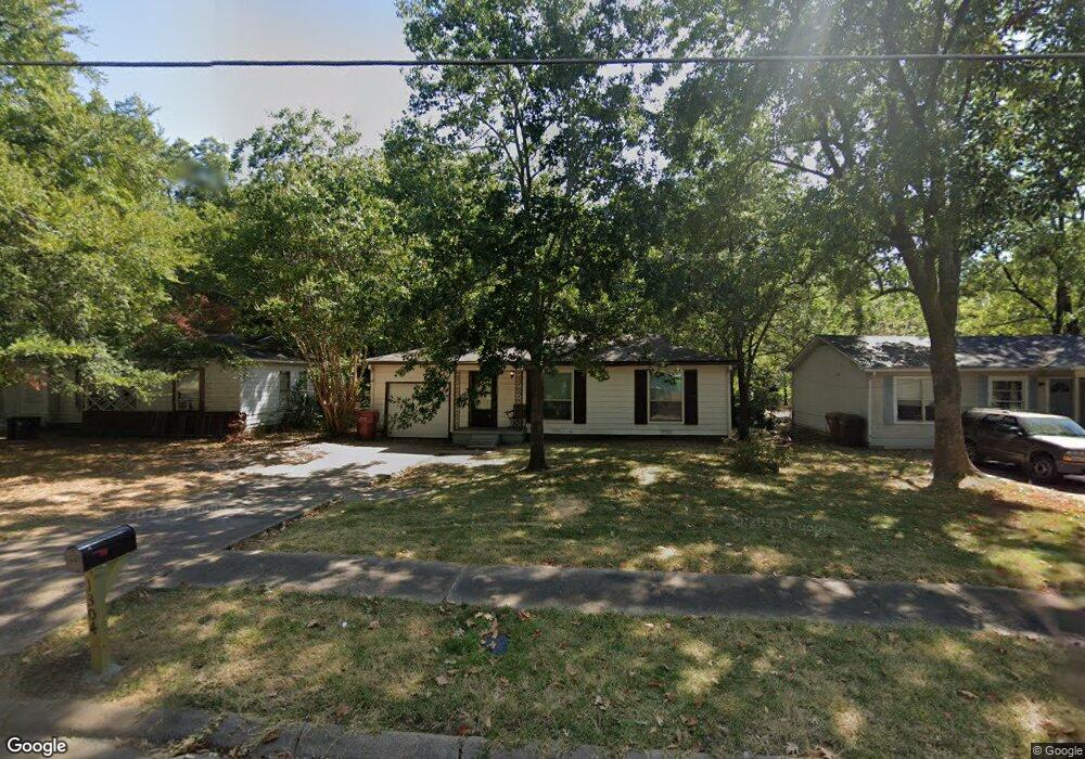 1214 Pecan St, Bonham, TX 75418 - photo 1