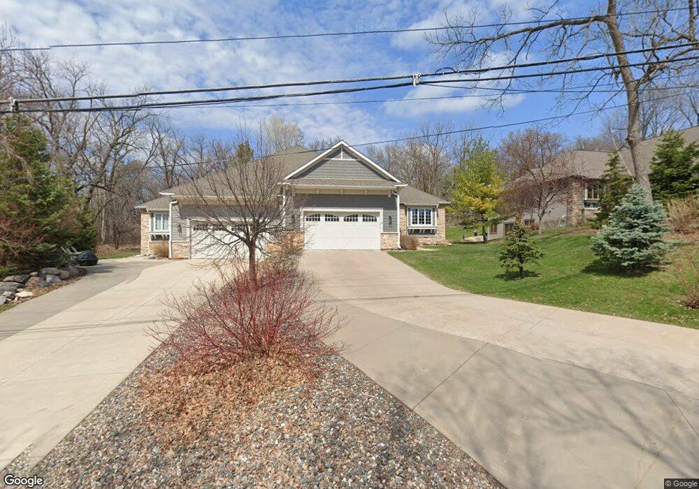 20540 20540 Excelsior-Boulevard-, Shorewood, MN 55331 - photo 1
