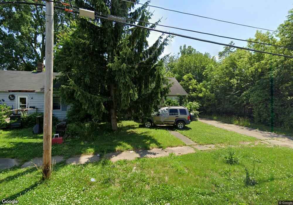 1113 Remington Ave, Flint, MI 48507 - photo 1