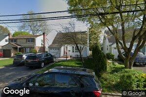 94 Netz Place, Albertson, NY 11507