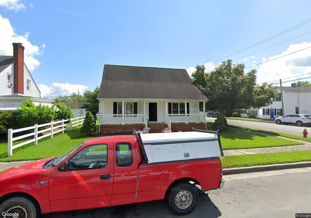 302 10th St, West Point, VA 23181 - photo 1